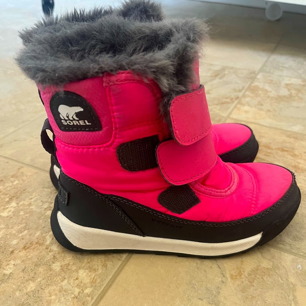 Sorel pink snow boots size 12